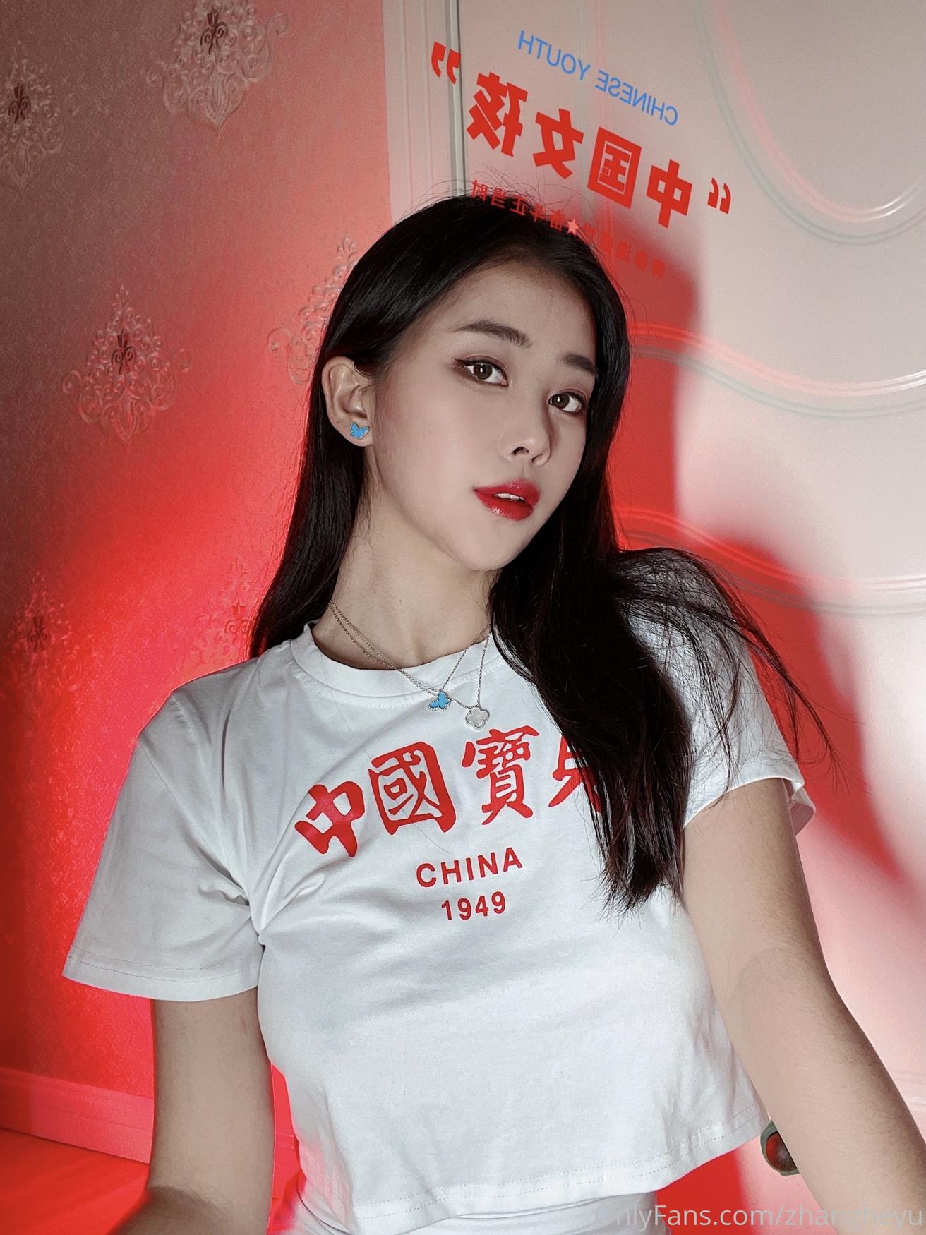 【套圖x7】OnlyFans留學舞蹈生Yoxi--身嬌體柔一字馬反差蘿莉[23P]
