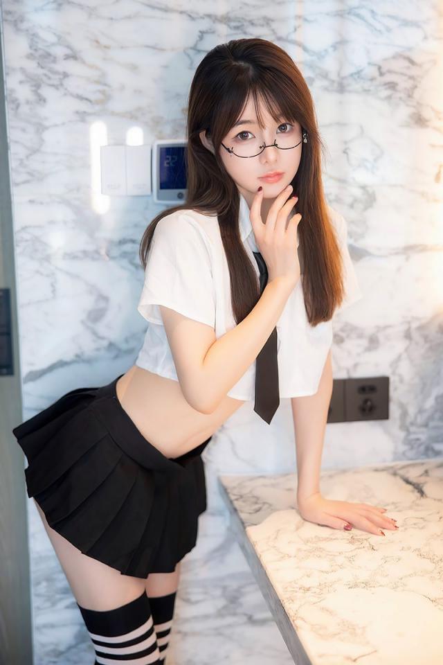 【套圖x6】非常養眼的萌妹子婠婠么寫真[21P]