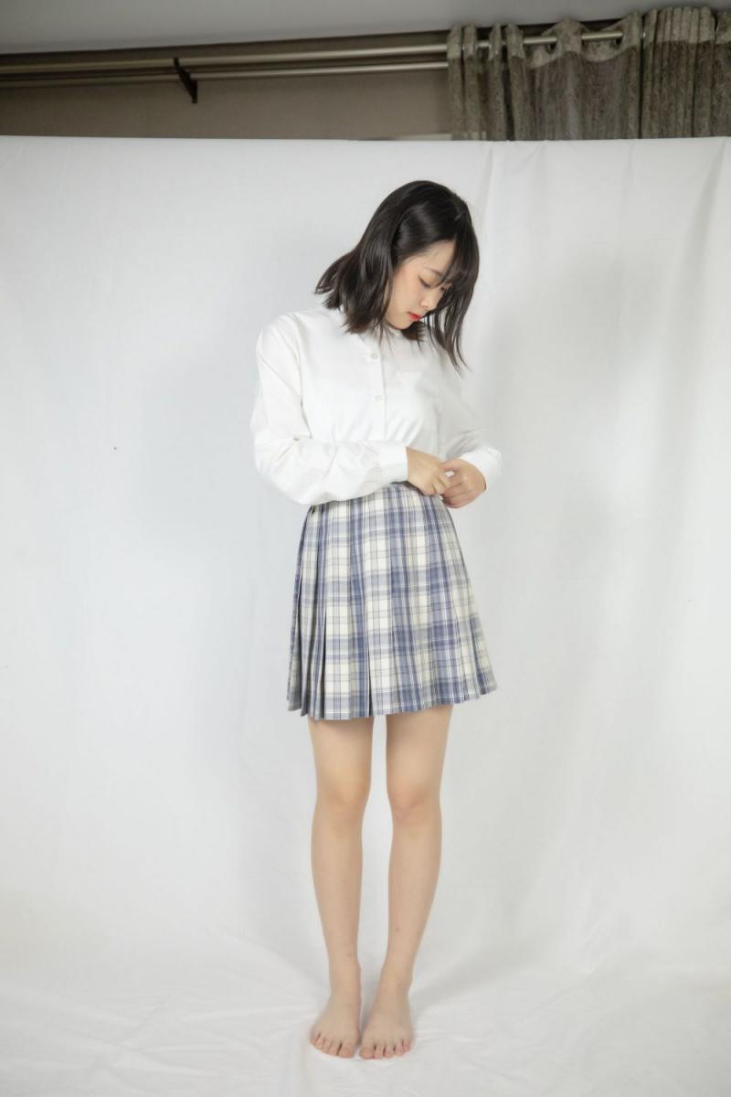 【套圖x9】排骨白嫩妹子真的是非常的純[30P]